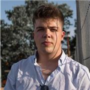 Profesor para dar clases de mates de bachillerato y primero de carrera de ade o marketing